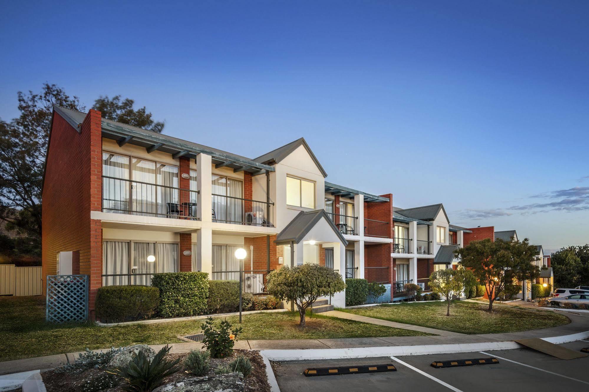 Quest Tamworth Aparthotel Екстериор снимка